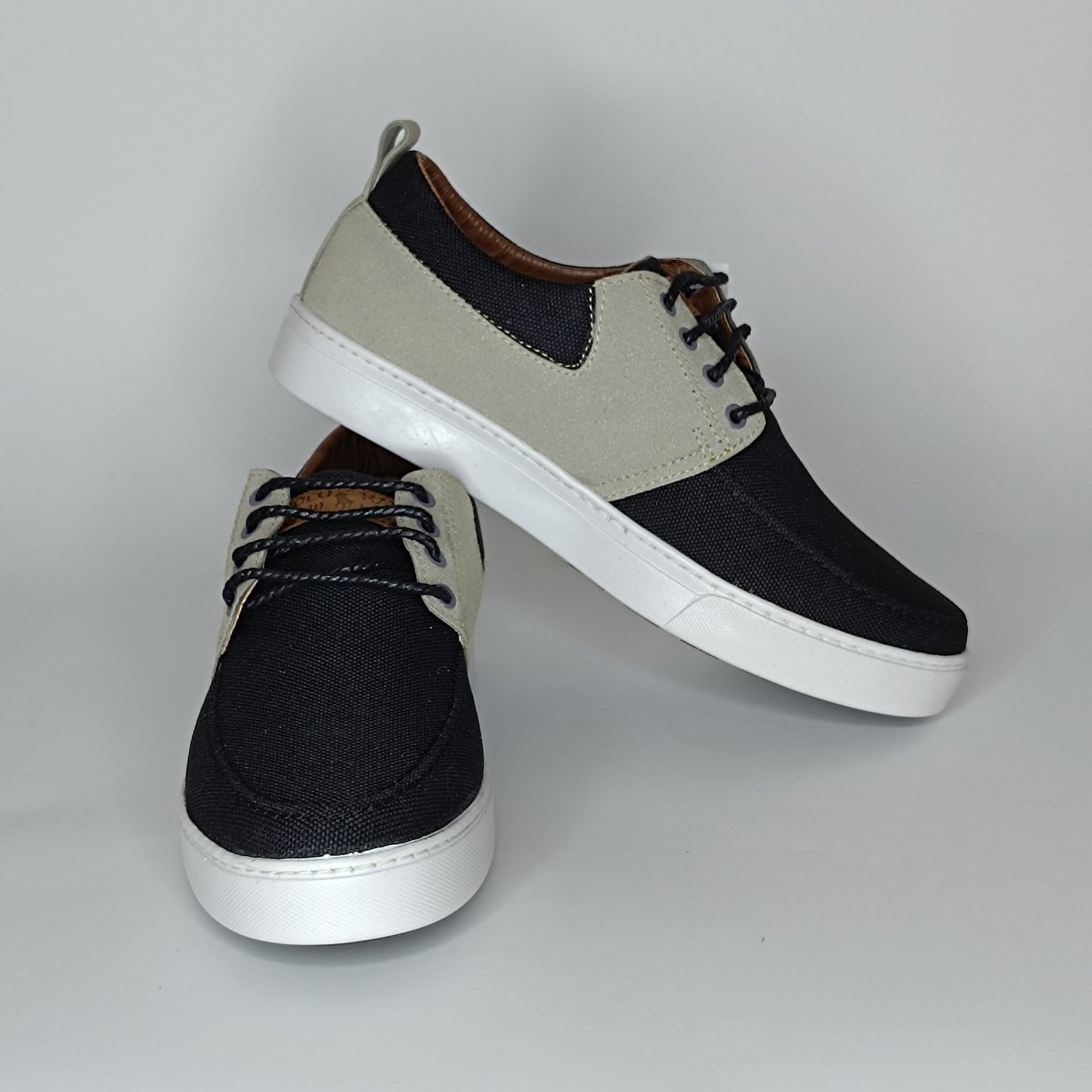 حذاء رجالي الجين أسود وباج وأبيض – موديل 064