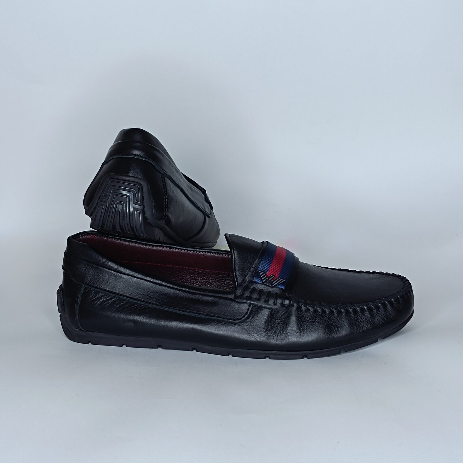 حذاء رجالي جلد أسود وأزرق غامق وأحمر– موديل - Image 5